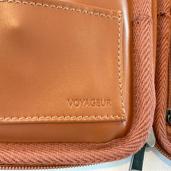 NWT JoePamelia Voyageur Leather Artisan Travel Wallet Crossbody Camel 
MSRP$189. - Picture 11 of 15